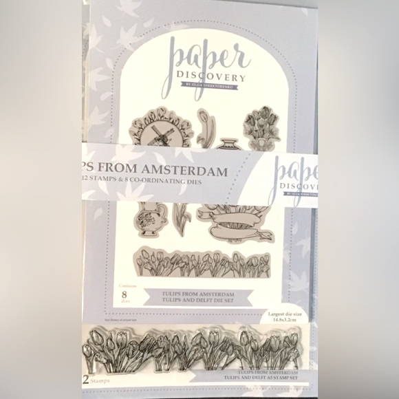 Paper Discovery Tulips from Amsterdam Stamp and Die Set - Picture 1 of 7